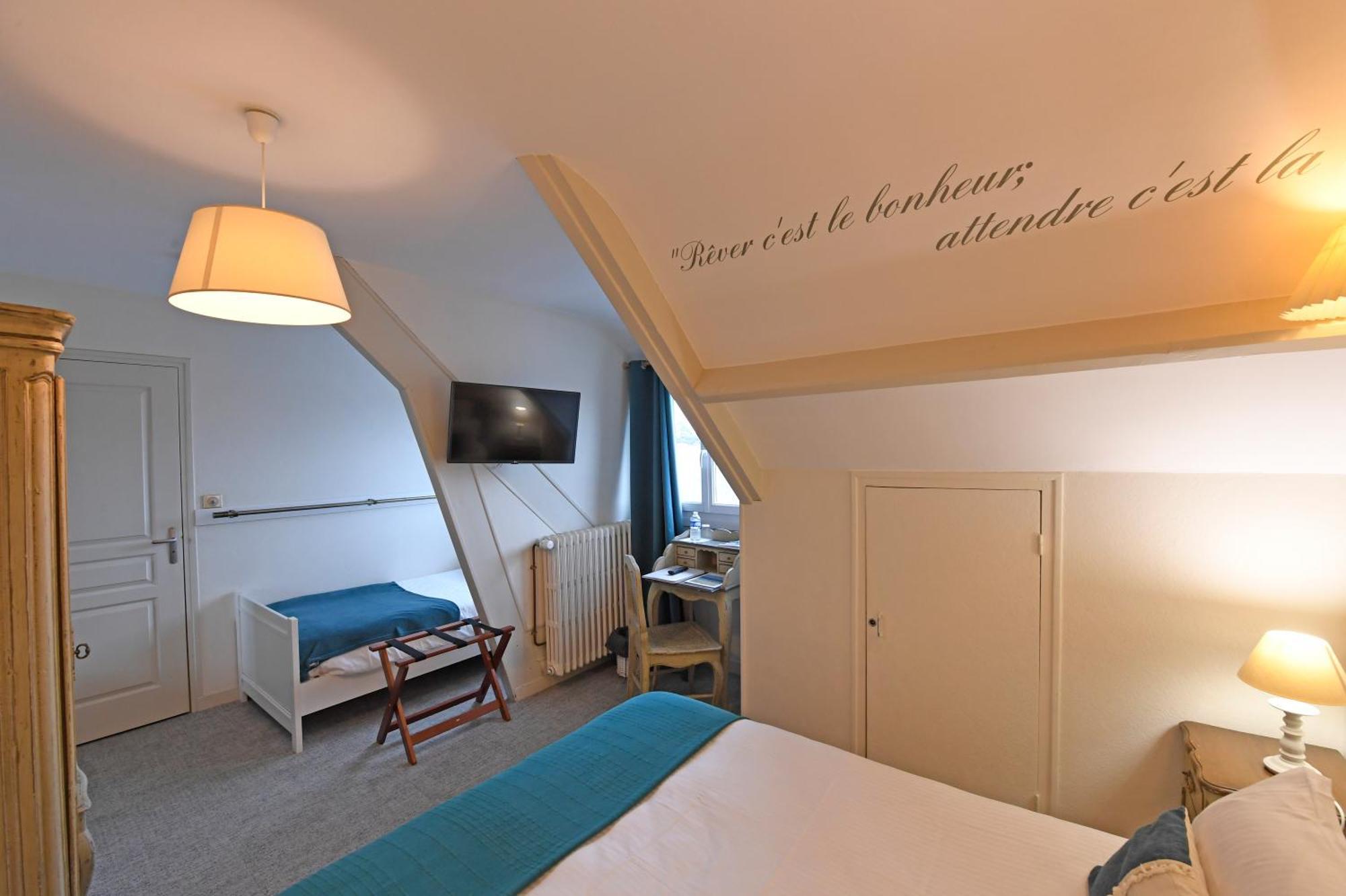Cit'Hotel La Villa Julia Agon-Coutainville Zewnętrze zdjęcie