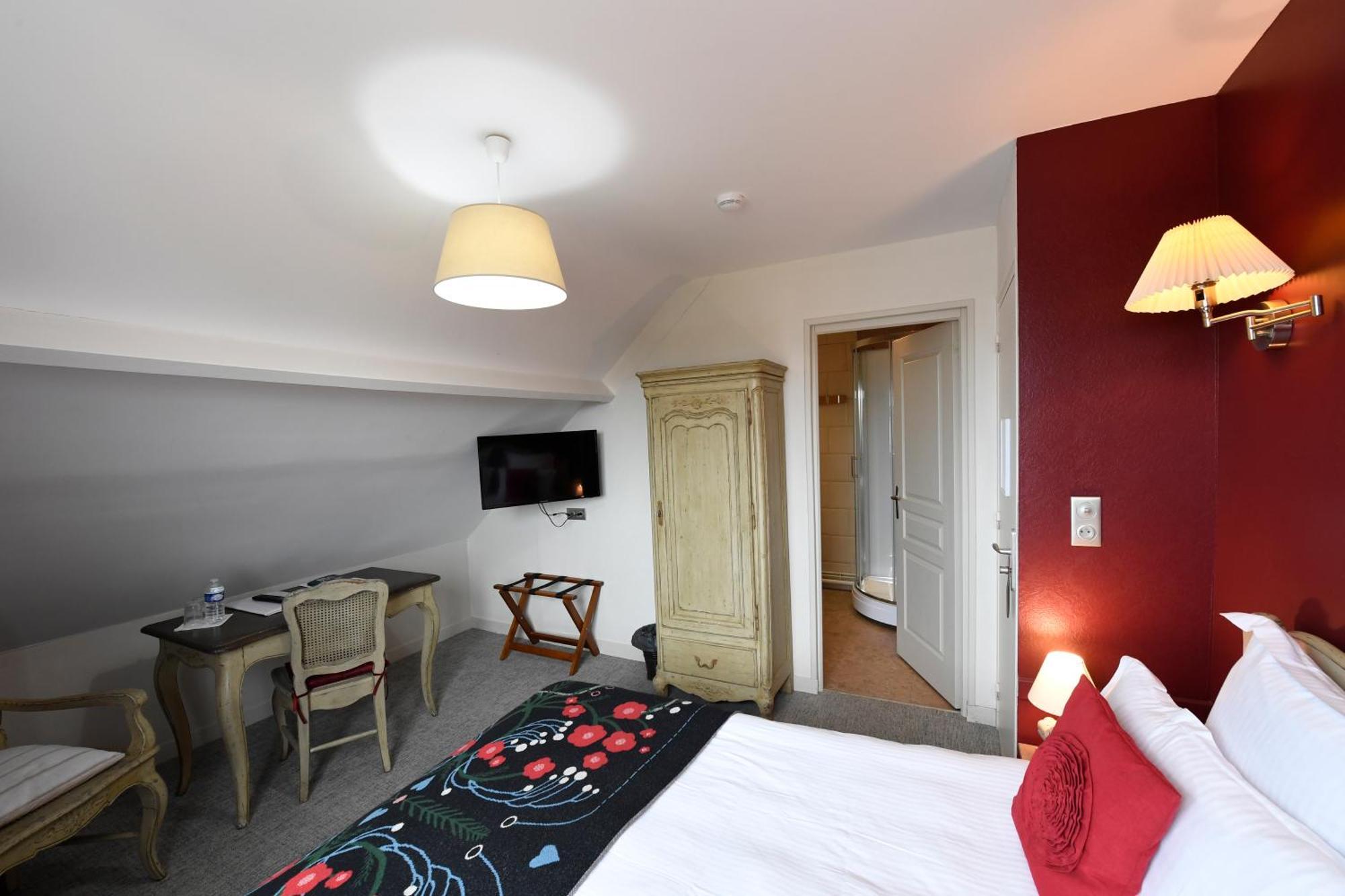 Cit'Hotel La Villa Julia Agon-Coutainville Zewnętrze zdjęcie